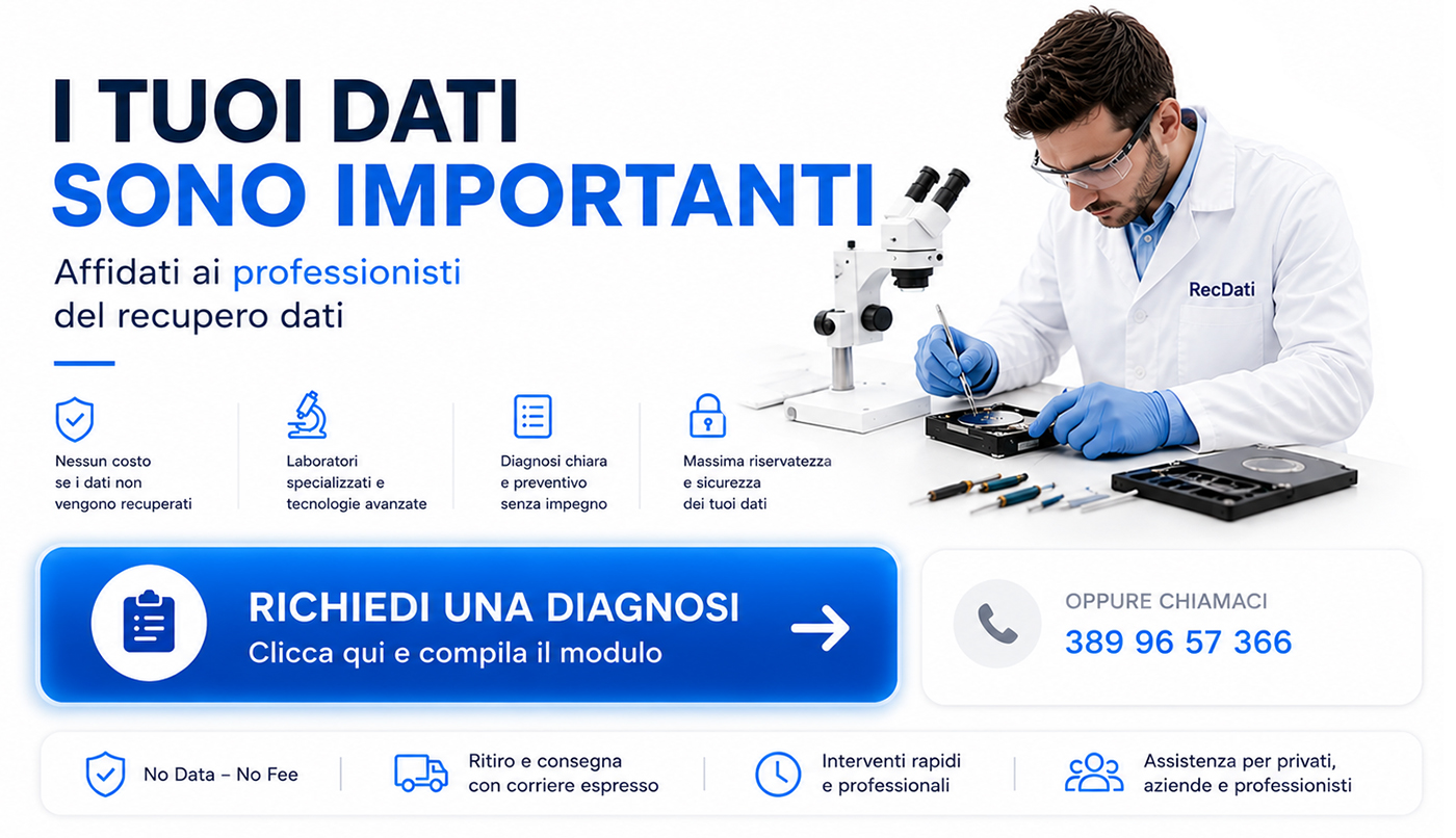 Tecnico specializzato nel recupero dati a Lecce durante la diagnosi di un hard disk danneggiato presso il laboratorio RecDati.